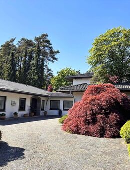 Außergewöhnliche Landhausvilla auf traumhaftem Grundstück - Bendestorf