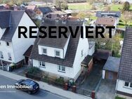 EIN- BIS ZWEIFAMILIENHAUS MIT GROSSEM GRUNDSTÜCK UND VIELSEITIGEM NUTZUNGSPOTENTIAL - Baunatal