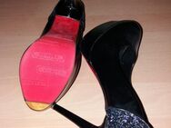 Pumps mit Glitzer in 23611