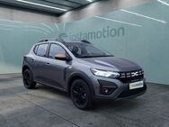 Dacia Sandero, Stepway Extreme TCe110 Vollausstattung, Jahr 2022 - München