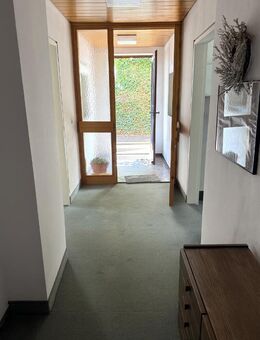 Helle 2-Zimmer-Einlieger-Wohnung in ländlicher Lage sucht hilfsbereite Mieter*in - Hörgertshausen