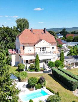 Rarität - Villa aus der Gründerzeit mit luxuriöser Gartenanlage - Maxhütte-Haidhof