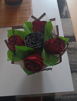 Kleines Rosengesteck für den Tisch - Duisburg