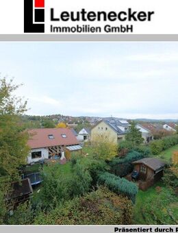 Platz für die ganze Familie: Mehrfamilienhaus mit 3 Wohnungen, großem Garten und tollem Weitblick - Leutenbach (Baden-Württemberg)