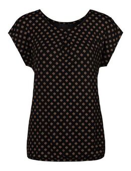 LASCANA Kurzarmshirt mit Kellerfalte am Ausschnitt aus weichem Viskose-Stretch