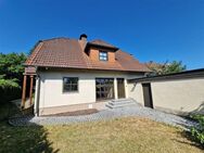 freistehendes Einfamilienhaus, mit schönen, eingewachsenen Garten in guter Lage in Lichtenfels zur Vermietung! - Lichtenfels (Bayern)