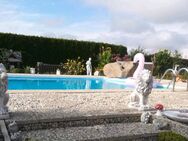 Großzügiges Einfamilienhaus mit traumhaftem Garten, Pool - ideal für Erholung zu Hause - Bad Lausick