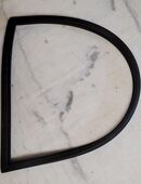 Mercedes Benz 300 Adenauer B C Gummidichtung Seitenseibe hinten in 30952