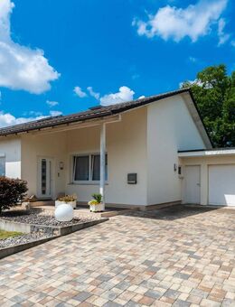 Platz für die ganze Familie - großzügiges EFH mit traumhaftem Garten in Bad Rappenau-Obergimpern - Bad Rappenau