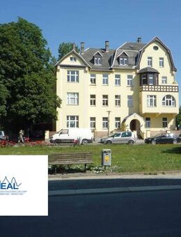 IDEAL - komplett neu renovierte 2-Raum Wohnung mit Balkon - Plauen