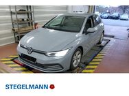 VW Golf, 1.5 TSI VIII Life, Jahr 2020 - Lemgo