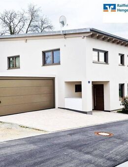 Neubau Doppelhaushälfte mit Terrasse/Garten, Doppelgarage - zentrales, nachhaltiges Wohnen in Hengersberg - PROVISIONSFREI!! 1 von 2 bereits verkauft! - Hengersberg