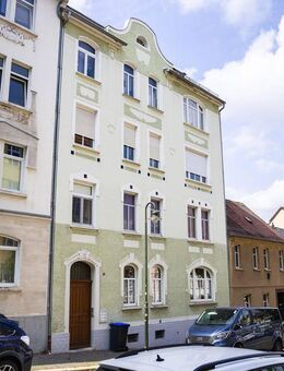 Repräsentatives Jugendstiljuwel - voll vermietetes MFH mit 7?% Rendite in Toplage von Gera - Gera