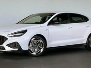 Hyundai i30, 1.5 T-GDi III Fastback N-LINE N-LINE, Jahr 2024 - Neuensalz