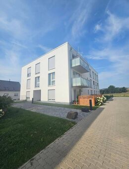 helle 4 Zimmerwohnung mit Balkon - Sulza