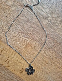 Halskette mit Anhänger - Bohmte