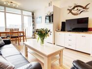 Liebevoll und modern hell eingerichtete Wohnung in der 4. Etage mit Balkon - Heiligenhafen