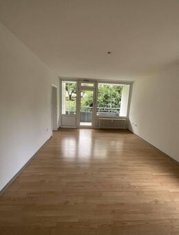 Familienwohnung am Hombruch: 3 Zimmer mit Balkon - Iserlohn