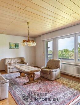 Potenzialreiches Einfamilienhaus mit möglicher Einliegerwohnung und traumhaftem Garten zu verkaufen! - Öhringen
