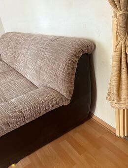 Dringend so gut wie neue Couch zu verkaufen - Bayreuth