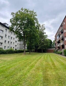 PROVISIONSFREI! Ab sofort freie 2 Zimmer Wohnung mit Balkon in Düsseldorf- Eller zur Selbstnutzung! - Düsseldorf