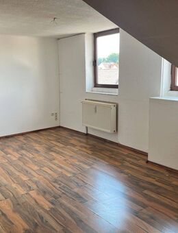 Helle 1-Zimmer Wohnung mit optionaler Einbauküche in Crimmitschau zu vermieten! - Crimmitschau