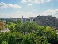 Helle 4-Zimmerwohnung mit großzügiger Südloggia mit Blick auf Berlin - Berlin