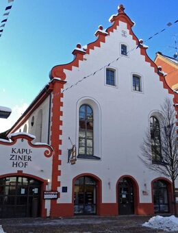 127 m², 6-Zimmer Büro oder Praxiseinheit, 1.OG mit Lift, Fußgängerzone Villingen, in historischem Gebäude - Villingen-Schwenningen