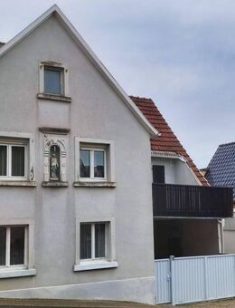 Zweifamilienhaus im Ortskern von Wasserlosen/Greßthal - Wasserlosen