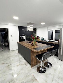 Einzigartiges Wohnjuwel mit Charme und Potenzial in idyllischem Dorf - Vaihingen (Enz)