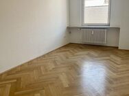Erstbezug 2-Zimmer Wohnung im Grünen nach Sanierung - Nürnberg
