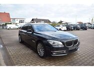 BMW 750 Ld xDrive Lang Glasdach Softclose HUD - Donauwörth