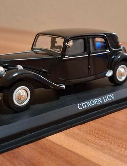 Modellauto Citroen 11 CV im Maßstab 1:43 - Bad Frankenhausen (Kyffhäuser) Zentrum