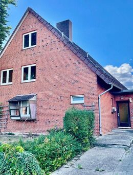 Charmantes Zweifamilienhaus mit großem Grundstück - Wrestedt