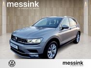 VW Tiguan, 2.0 TSI Highline Cl, Jahr 2016 - Wermelskirchen