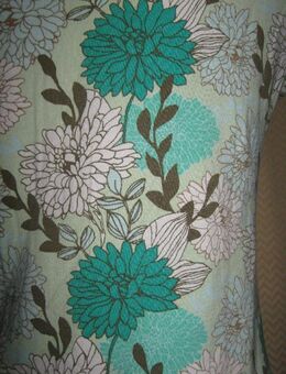 NEU* Flower- Power * Blüten- Blumen * Baby- Doll * T- Shirt "ESPRIT" Gr. 38- 40/ S- M, grün * - Riedlingen Zentrum