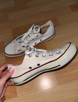 Weiße Converse Chucks - Karlsruhe