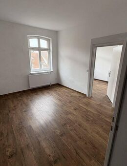 Sanierte 5 Zimmer Wohnung im Herzen von Naumburg - Naumburg (Saale)