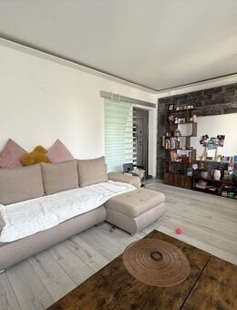 Quadratisch – Praktisch – Gut – Saniert! Vermietete 3-Zimmerwohnung im 4. Obergeschoss! Aufzug! - Dormagen