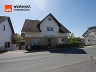 Wohnhaus mit Scheune - Untersiemau