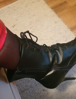 High heels/Pumps/Stiefelette 43 auch für CD/TV - Mettmann