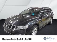 VW Passat Variant, 2.0 TDI Business, Jahr 2023 - Blomberg (Nordrhein-Westfalen)