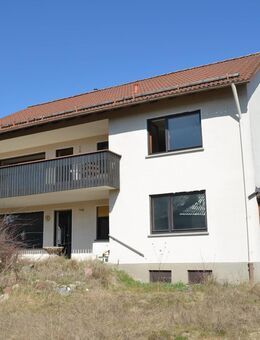 Mehrfamilienhaus in ruhiger Anliegerstraße - Neustadt (Coburg)