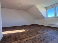 Geräumige 2-Zimmer-Dachgeschoss-Whg. - Elmenhorst (Landkreis Herzogtum Lauenburg)