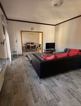 geräumige 3 ZKB-Wohnung mit Einbauküche in ruhiger Wohnlage - Sulzbach (Saar)