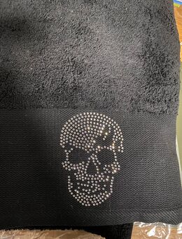 DUSCHTUCH SKULL BY DONE. - Hagen (Teutoburger Wald)