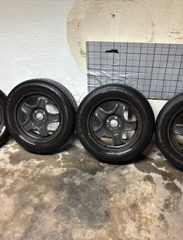 Dacia Winterreifen auf Stahlfelge - Ratingen