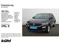 VW T-Roc, 1.6 TDI Trendline, Jahr 2019 - Hildesheim