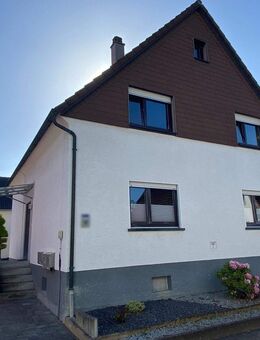Zwei Wohnungen in einem Haus - Linkenheim-Hochstetten