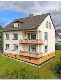 Gepflegtes 3-Familienhaus direkt am Bossentalpark mit 2 Garagen - Kassel